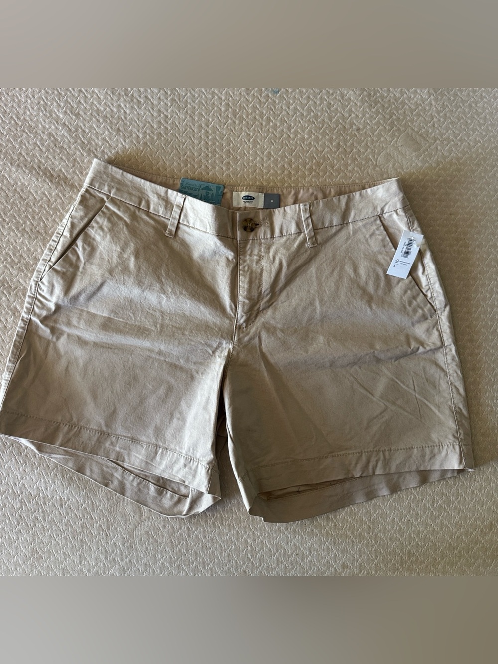 NWT-Old Navy Beige Women's Chino Shorts-SZ 8